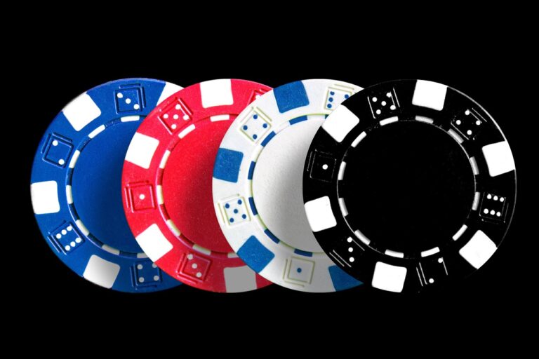 découvrez les causes et les conséquences de l'addiction au jeu vidéo. apprenez à identifier les signes de cette dépendance croissante et explorez des stratégies pour aider à un usage équilibré des jeux vidéo.