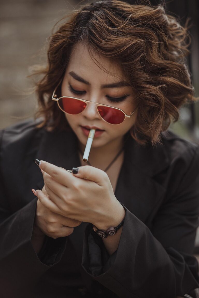 découvrez les causes, symptômes et solutions liées à l’addiction. apprenez comment reconnaître une dépendance et trouver de l’aide pour prévenir ou surmonter divers types d’addictions.